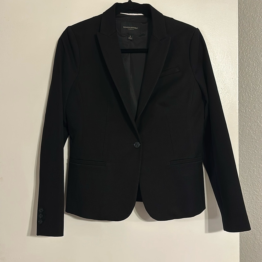 Banana Republic Classic Fit Blazer